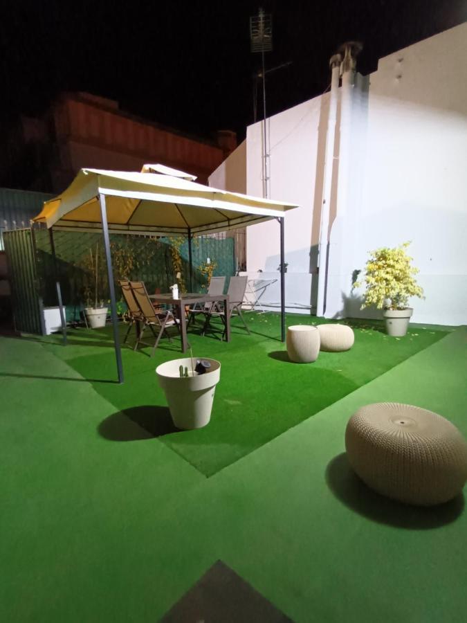 Atico Guadalquivir - Touristic Loft With Terrace Apartment Seville Room photo